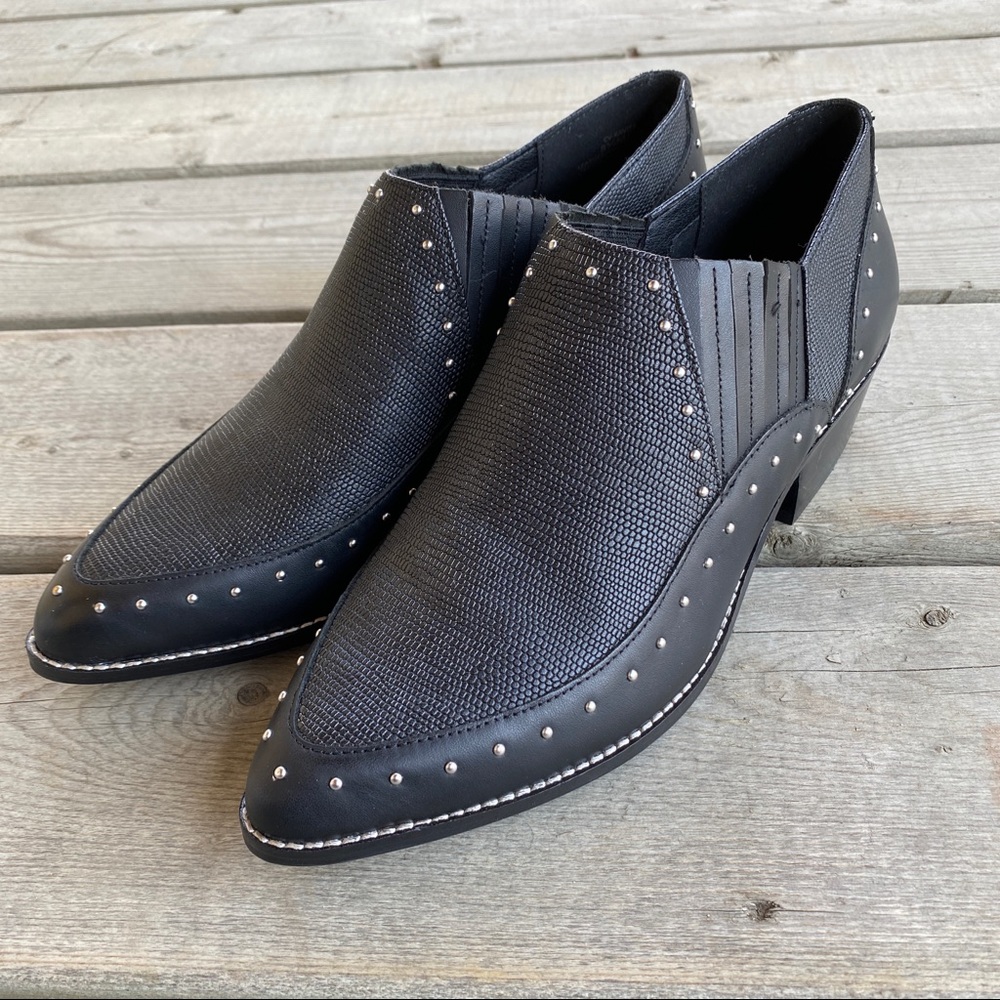 NWOT || Crown Vintage Studded Ankle Boots